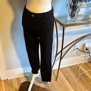 White House Black market skinny Ponti knit 5 pocket jeans styling. Sz 2